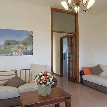 Mountain House 3* 파사노