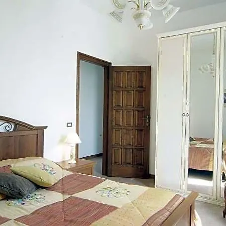 Mountain House Отель 3*